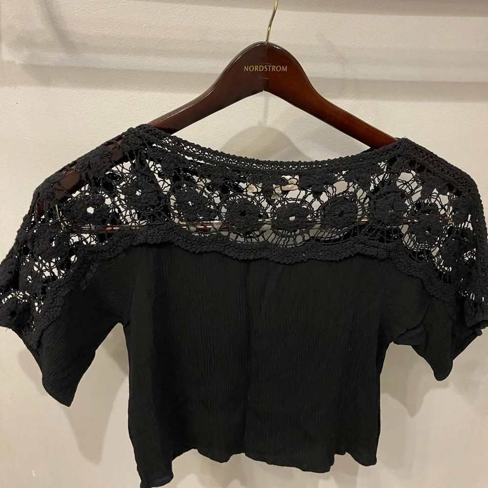 Anthro Staring at Stars Crochet Crop Top, XS, EUC - Picture 3 of 9